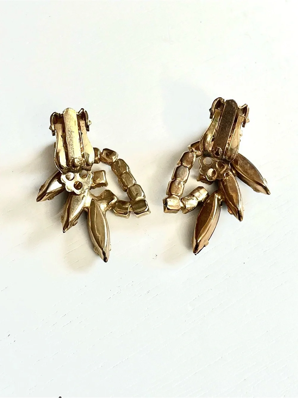 Vintage MCM Black & White Rhinestone Clip On Earrings Mod Atomic Art Deco Noir - Picture 5 of 8